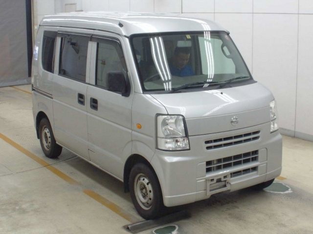 5505 Nissan Clipper van DR64V 2014 г. (NAA Osaka)